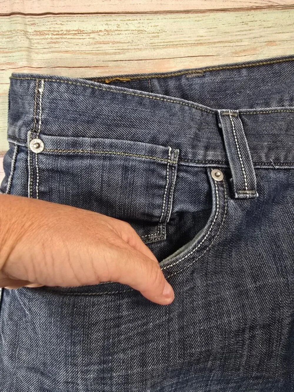 Levis 559 Relaxed Straight Jeans 42x34 Distressed Hem Medium Wash Mens Denim